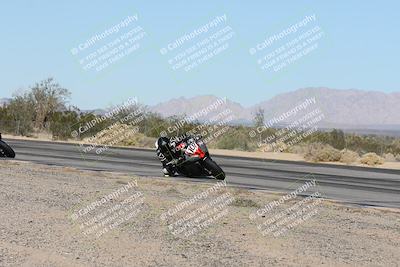 media/Dec-07-2025-CVMA (Sun) [[3e7d2de5dc]]/Race 4-Supersport Middleweight/